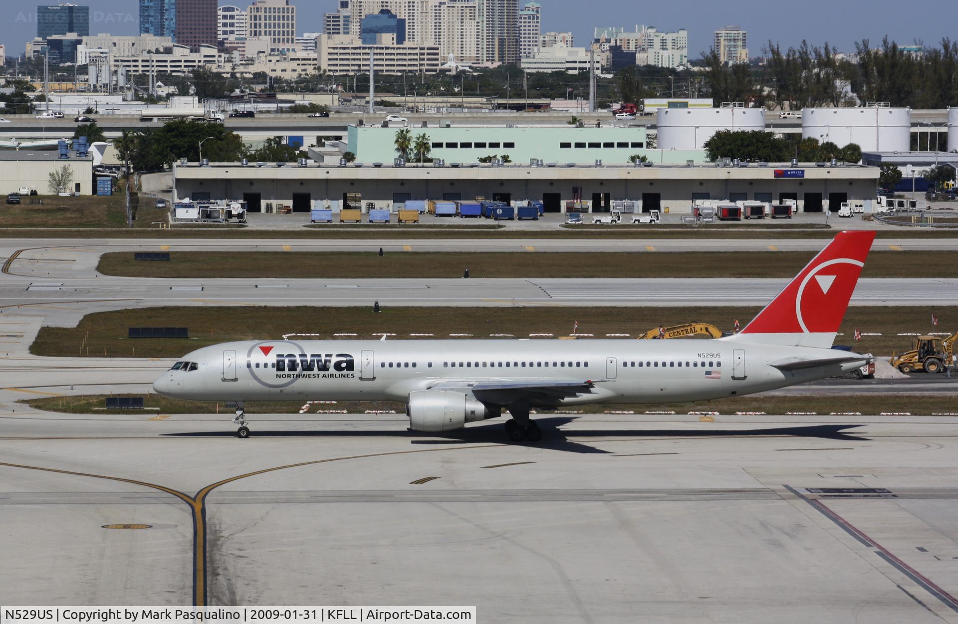 N529US, 1987 Boeing 757-251 C/N 23844, Boeing 757-200