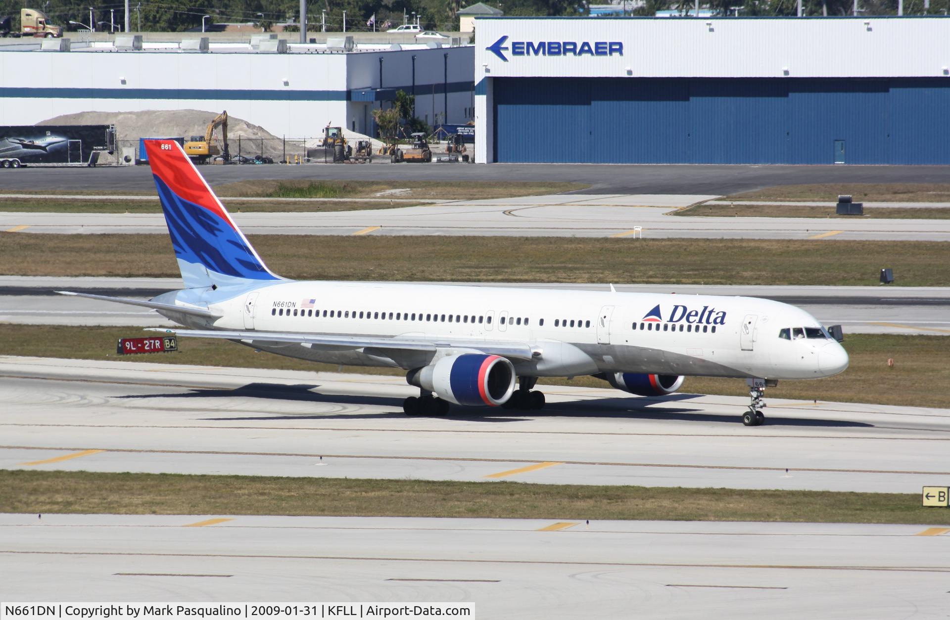 N661DN, 1990 Boeing 757-232 C/N 24972, Boeing 757-200