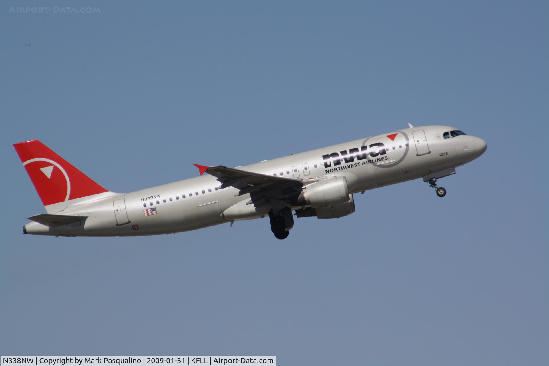 N338NW, 1992 Airbus A320-212 C/N 360, Airbus A320