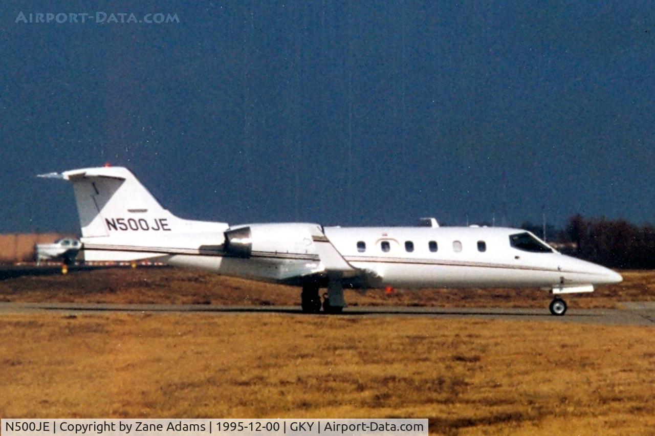 N500JE, 1994 Learjet Inc 31A C/N 088, At Arlington Municipal