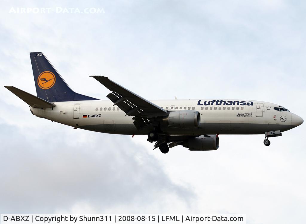 D-ABXZ, 1990 Boeing 737-330 C/N 24564, Landing rwy 32R
