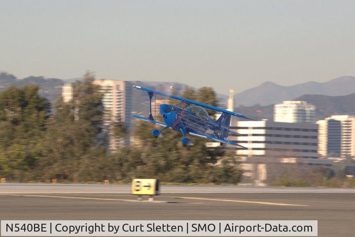 N540BE, Christen Eagle II C/N 0001 (N10AL), 540BE on very short final