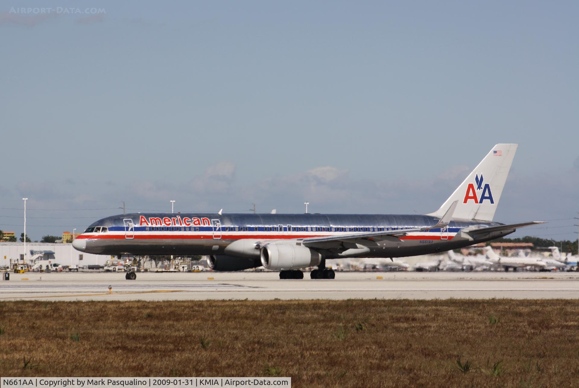 N661AA, 1992 Boeing 757-223 C/N 25295, Boeing 757-200