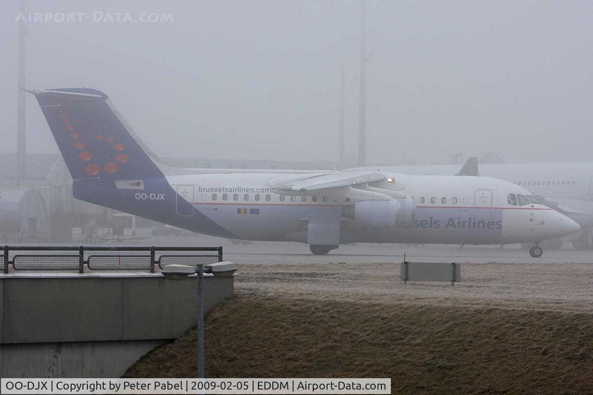 OO-DJX, 1996 British Aerospace Avro 146-RJ85 C/N E.2297, MUC