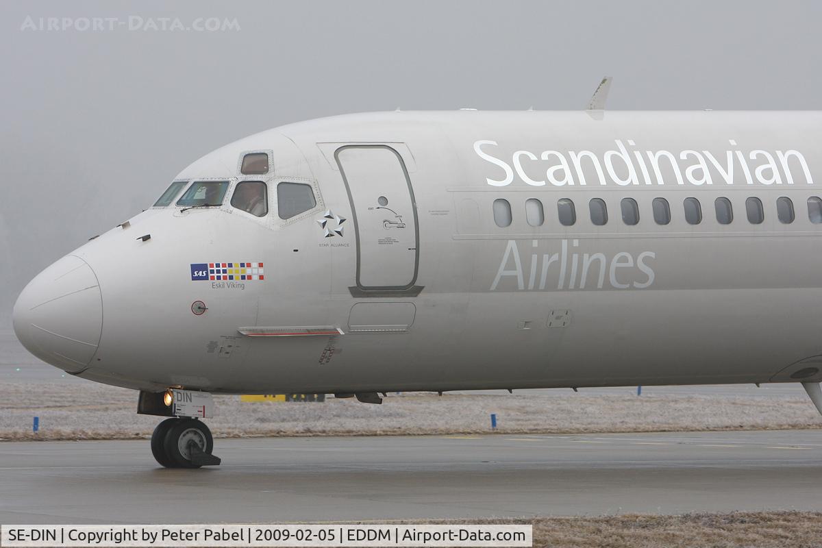 SE-DIN, 1990 McDonnell Douglas MD-82 (DC-9-82) C/N 49999, MUC