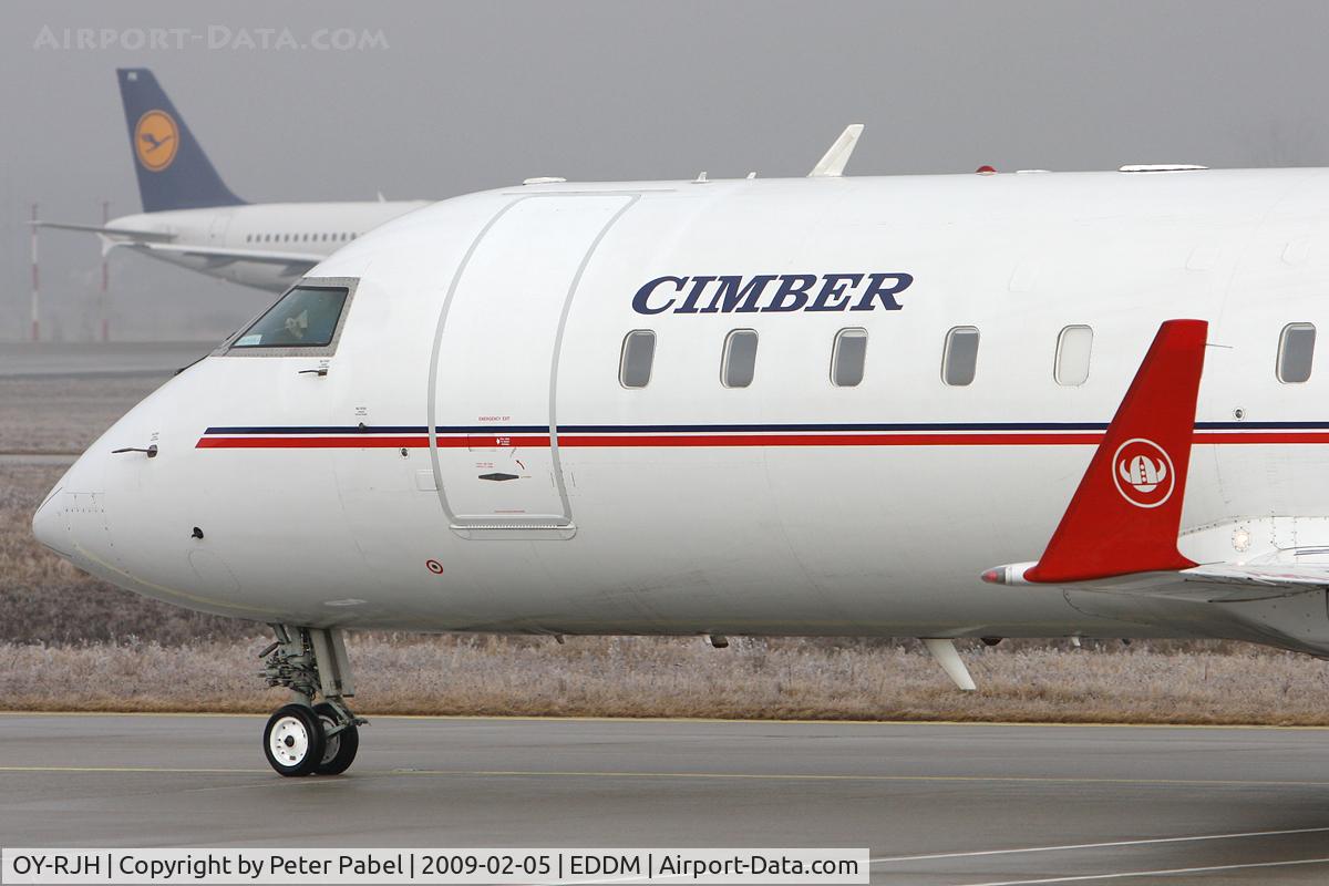 OY-RJH, 1995 Canadair CRJ-100LR (CL-600-2B19) C/N 7090, MUC