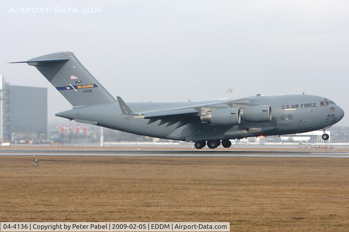 04-4136, 2004 Boeing C-17A Globemaster III C/N P-136, MUC
