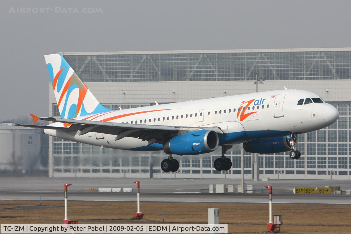 TC-IZM, 2005 Airbus A319-132 C/N 2404, MUC