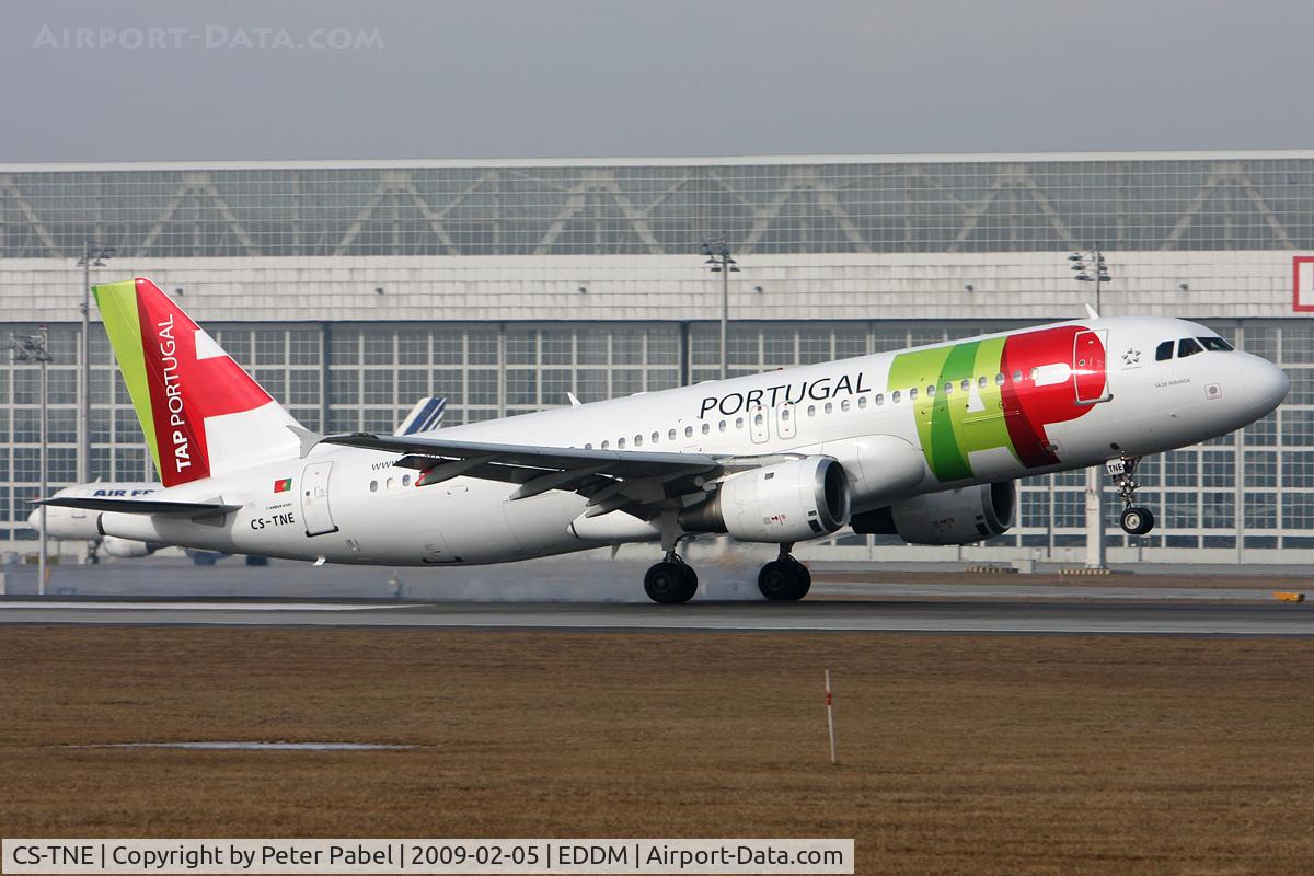 CS-TNE, 1992 Airbus A320-211 C/N 395, MUC