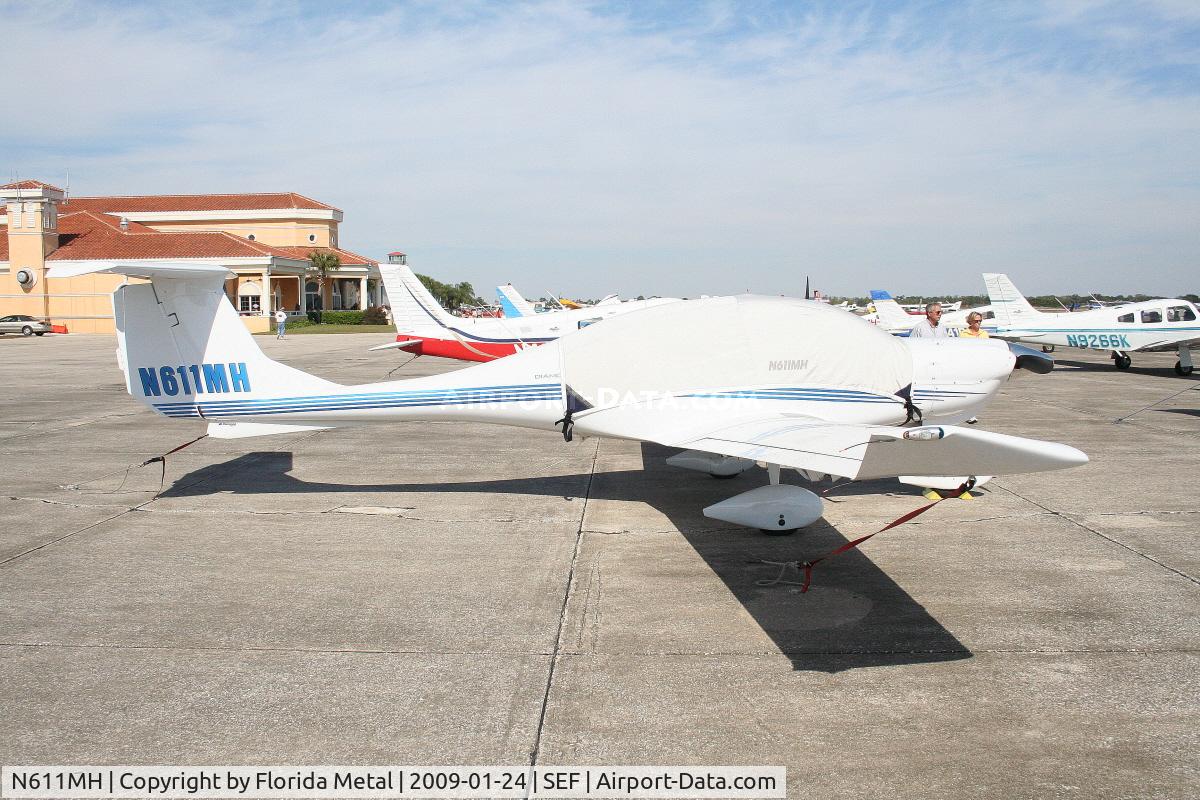 N611MH, 2004 Diamond DA-40 Diamond Star C/N 40.408, Diamond DA-40