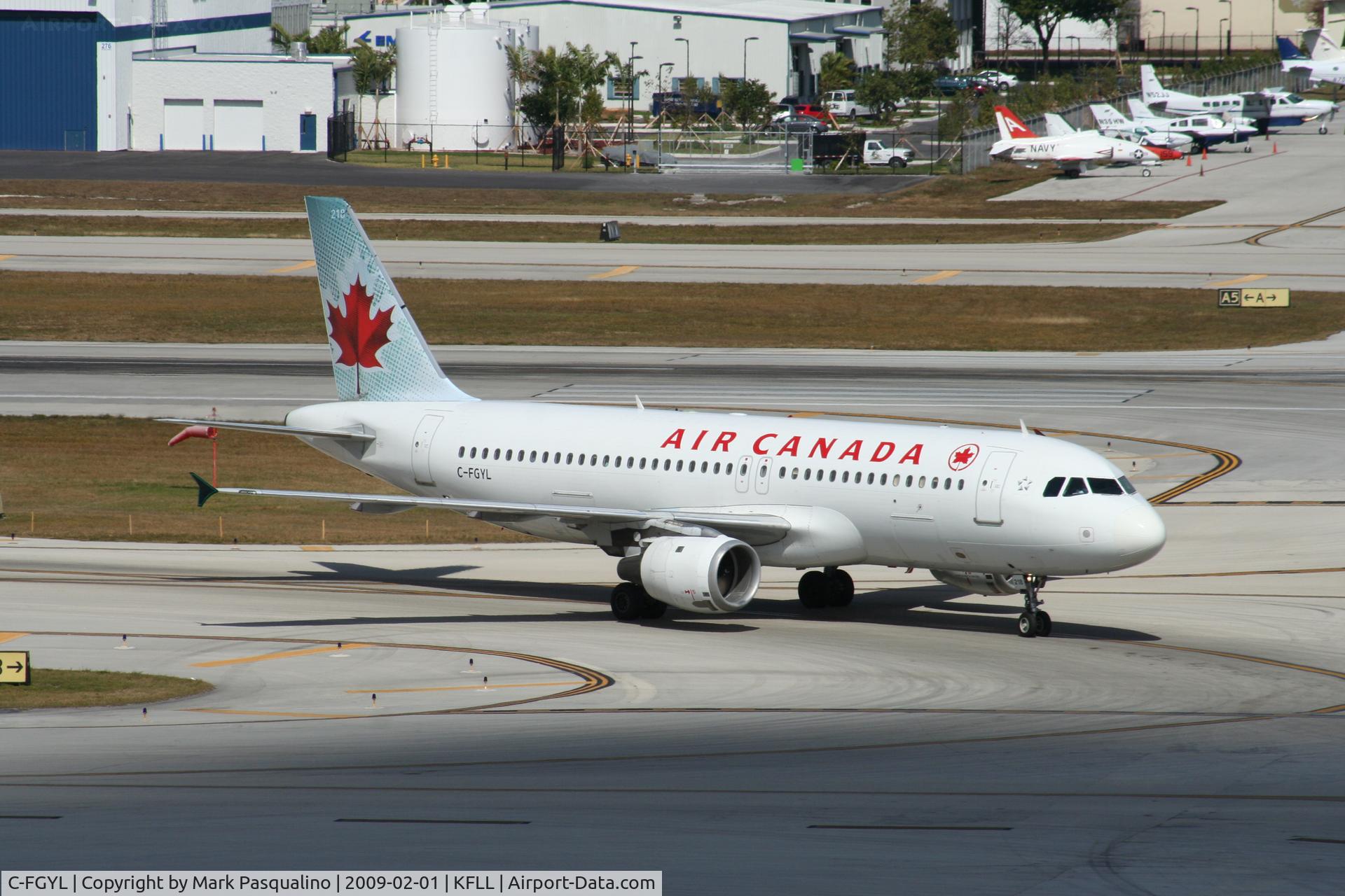 C-FGYL, 1991 Airbus A320-211 C/N 254, Airbus A320