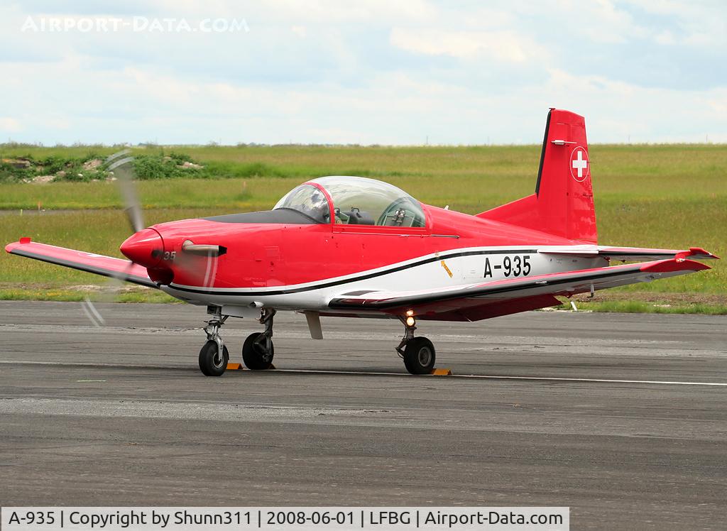 A-935, 1983 Pilatus PC-7 Turbo Trainer C/N 343, Ready for the show...