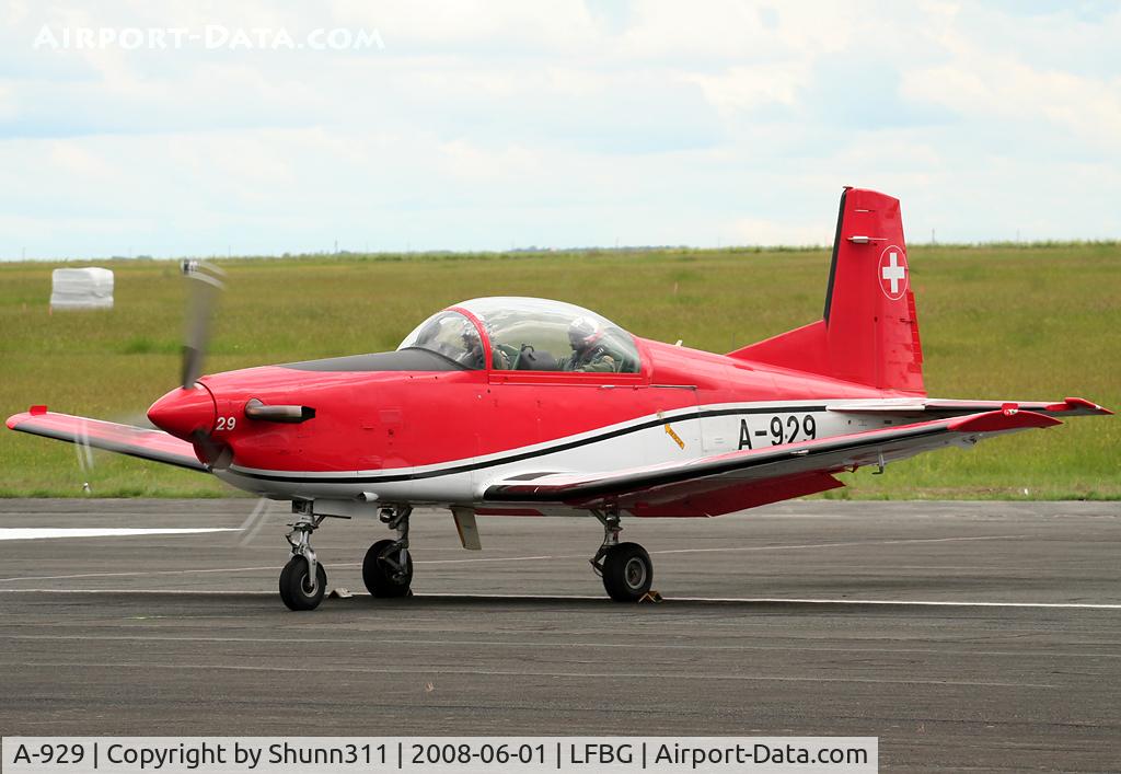 A-929, 1983 Pilatus PC-7 Turbo Trainer C/N 337, Ready for the show...
