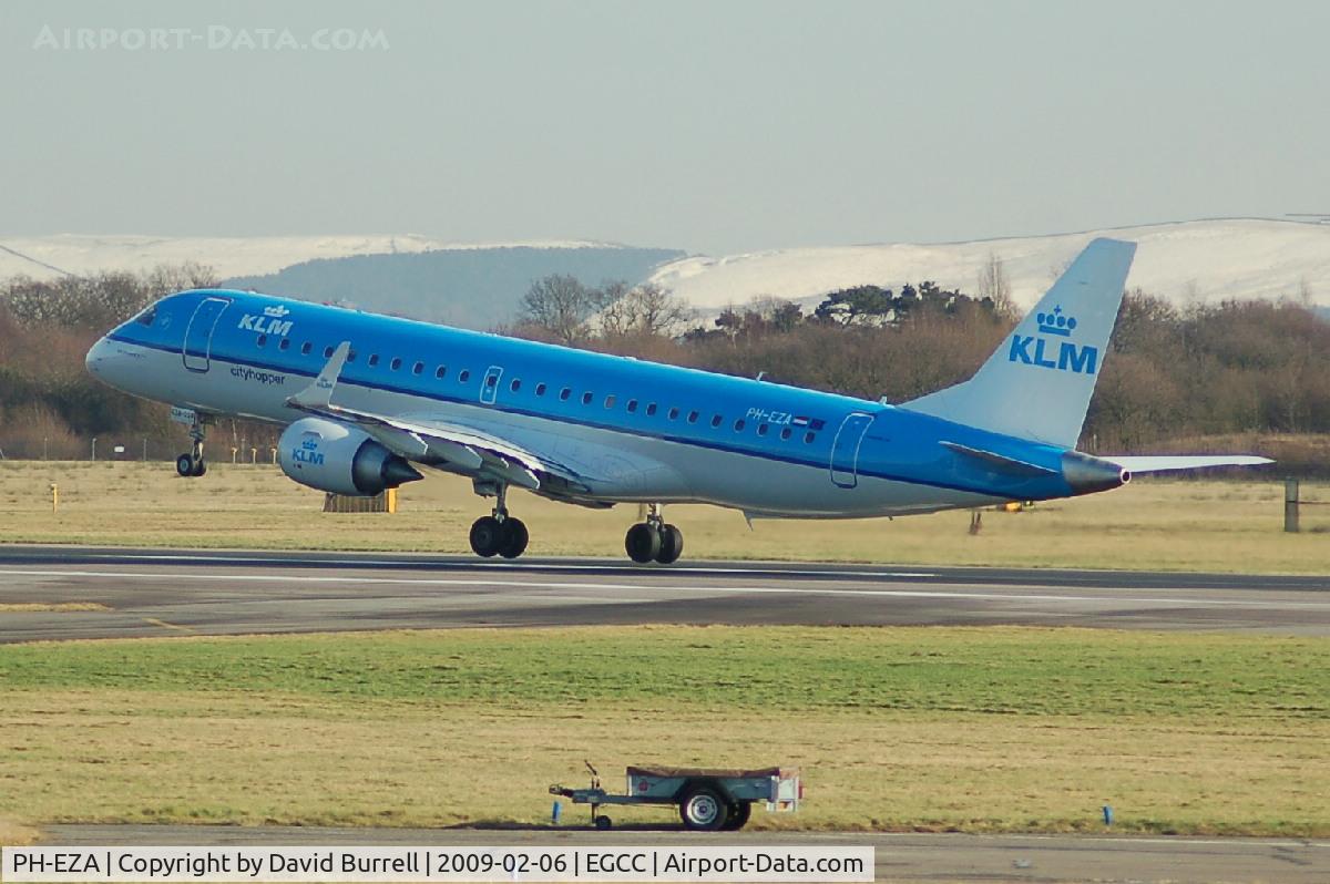 PH-EZA, 2008 Embraer 190LR (ERJ-190-100LR) C/N 19000224, KLM - Taking Off