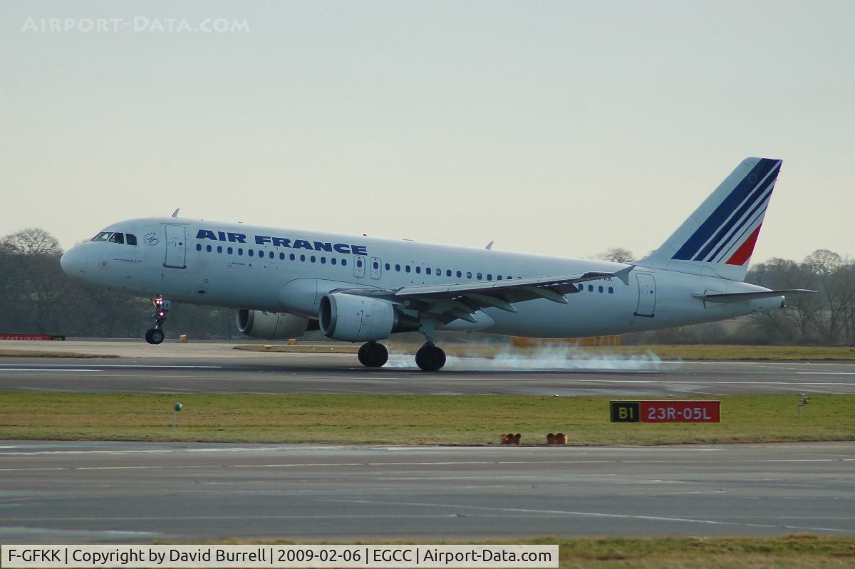 F-GFKK, 1990 Airbus A320-211 C/N 0100, Air France - Landing