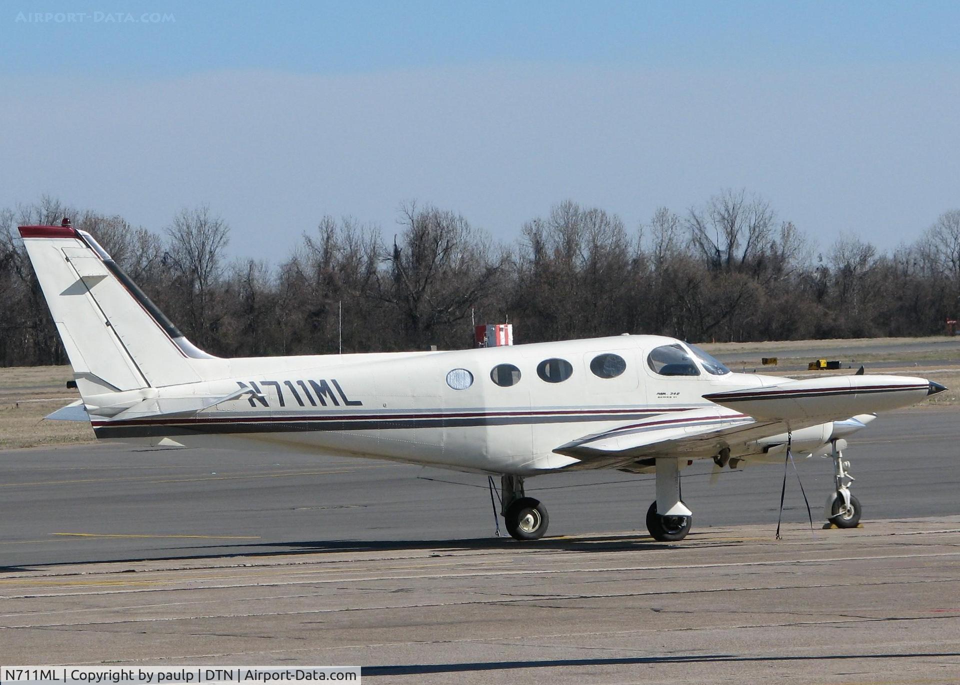 N711ML, 1972 Cessna 340 C/N 340-0090, Parked at Downtown Shreveport.