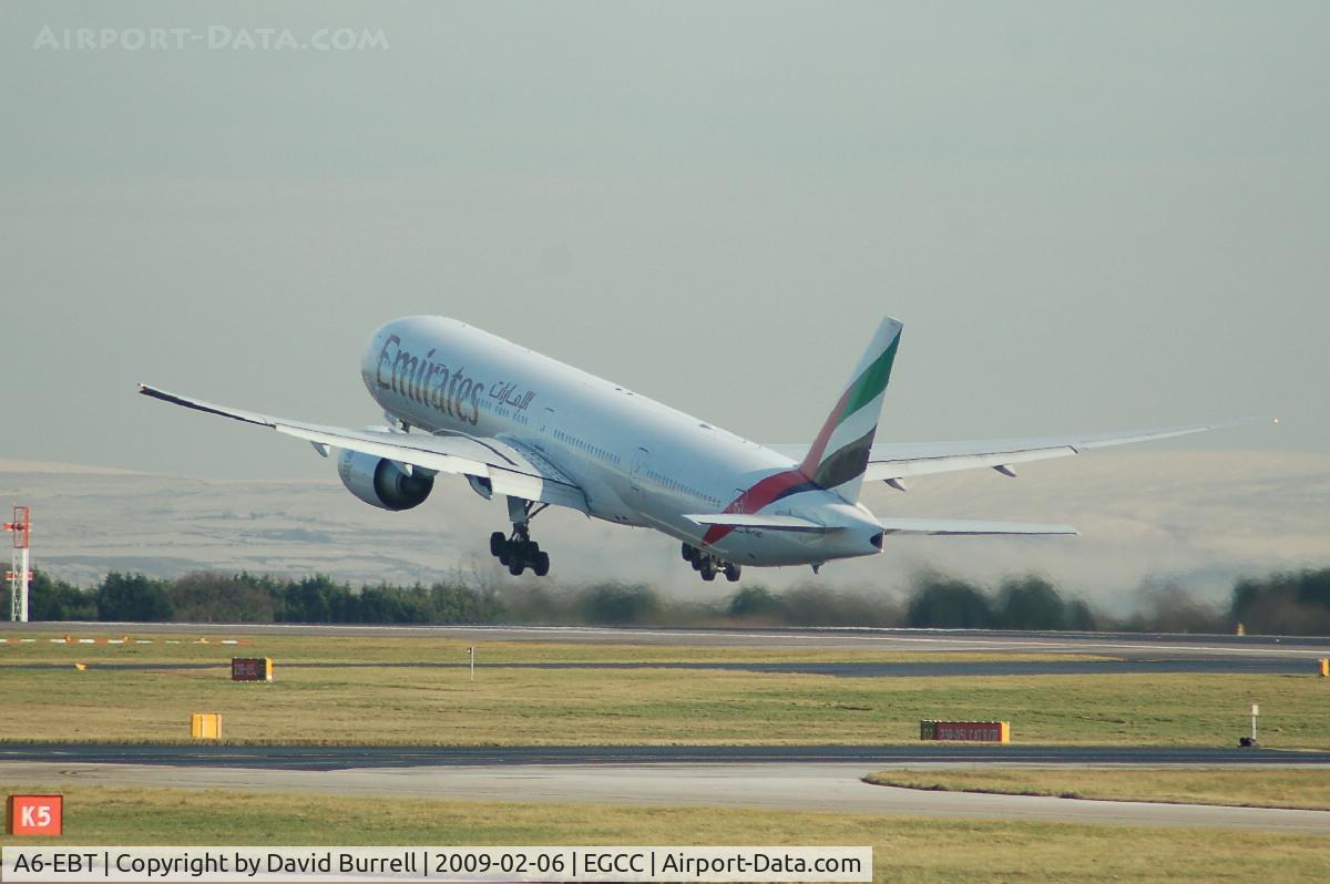 A6-EBT, 2006 Boeing 777-31H/ER C/N 32730, Emirates - Taking Off
