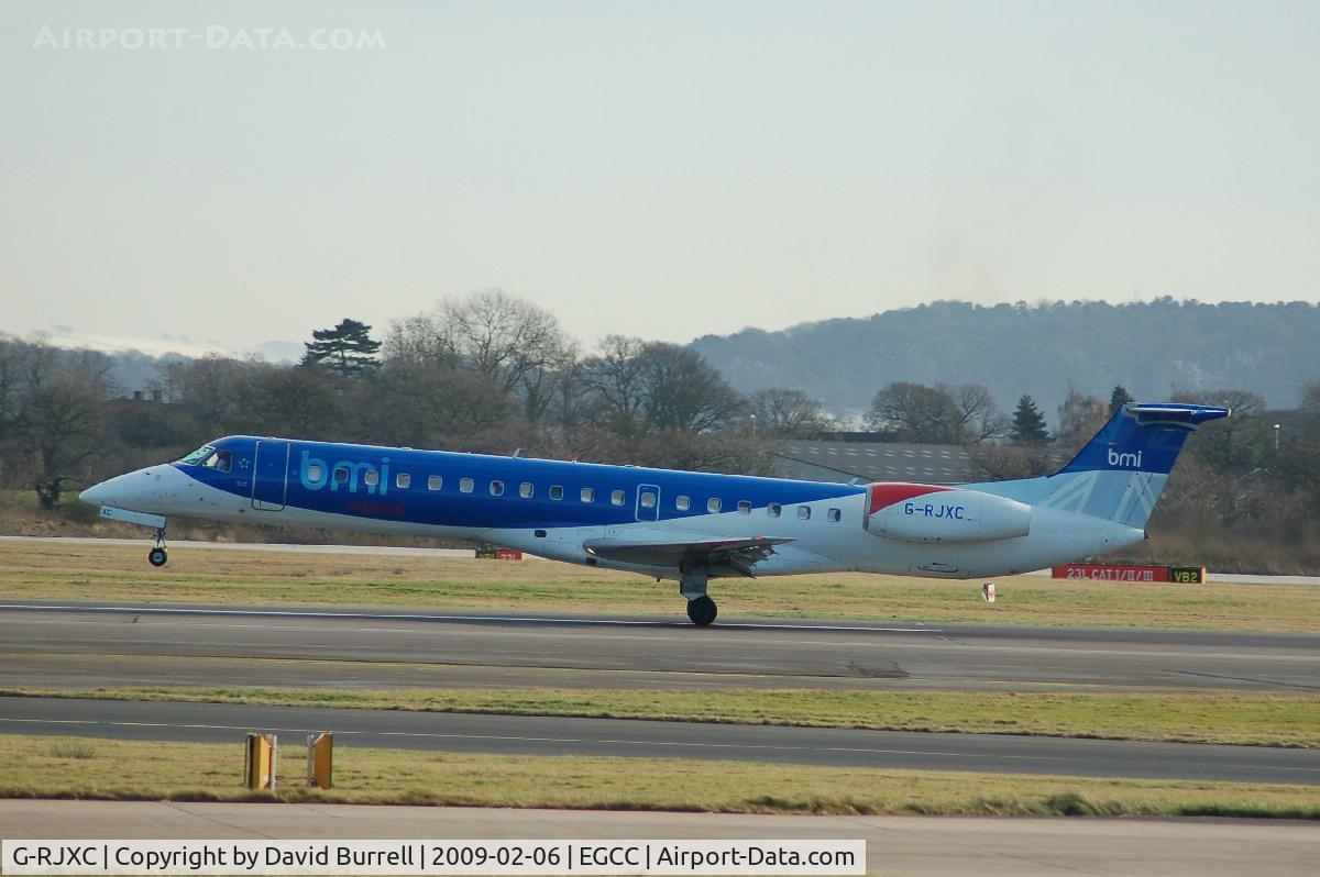 G-RJXC, 1999 Embraer EMB-145EP (ERJ-145EP) C/N 145153, BMI - Landing