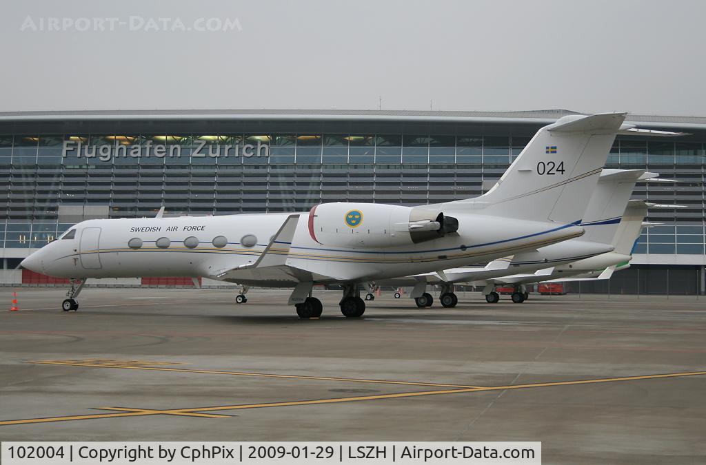 102004, Gulfstream Aerospace Tp102C (Gulfstream IV) C/N 1274, GRJ