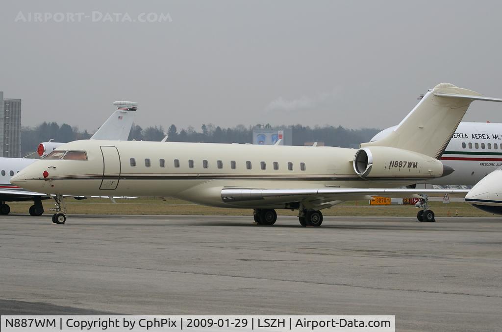 N887WM, 1999 Bombardier BD-700-1A10 Global Express C/N 9041, CCX