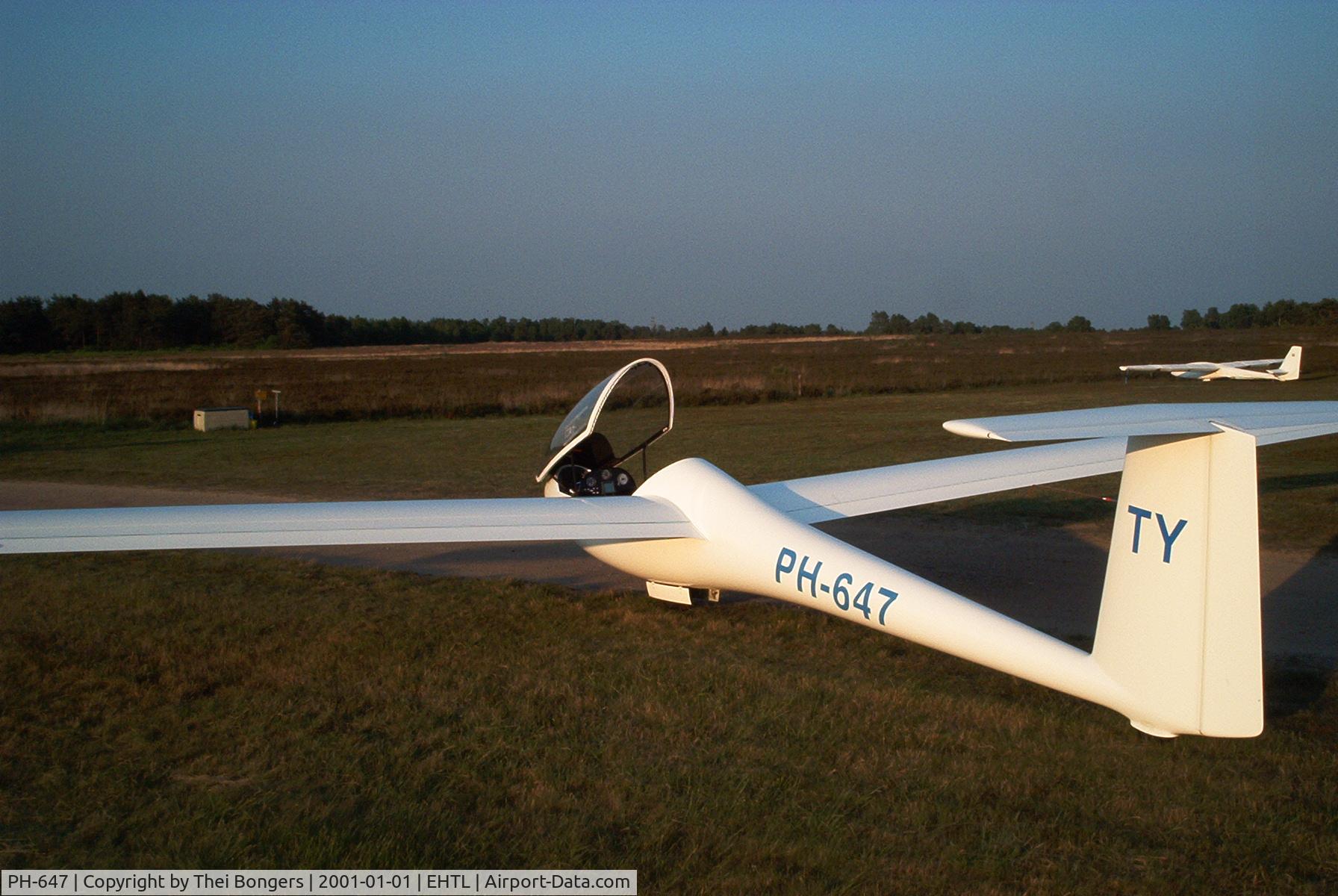 PH-647, 1979 Glasflugel 303 Mosquito B C/N 150, bouwjaar 1979  serienummer 150