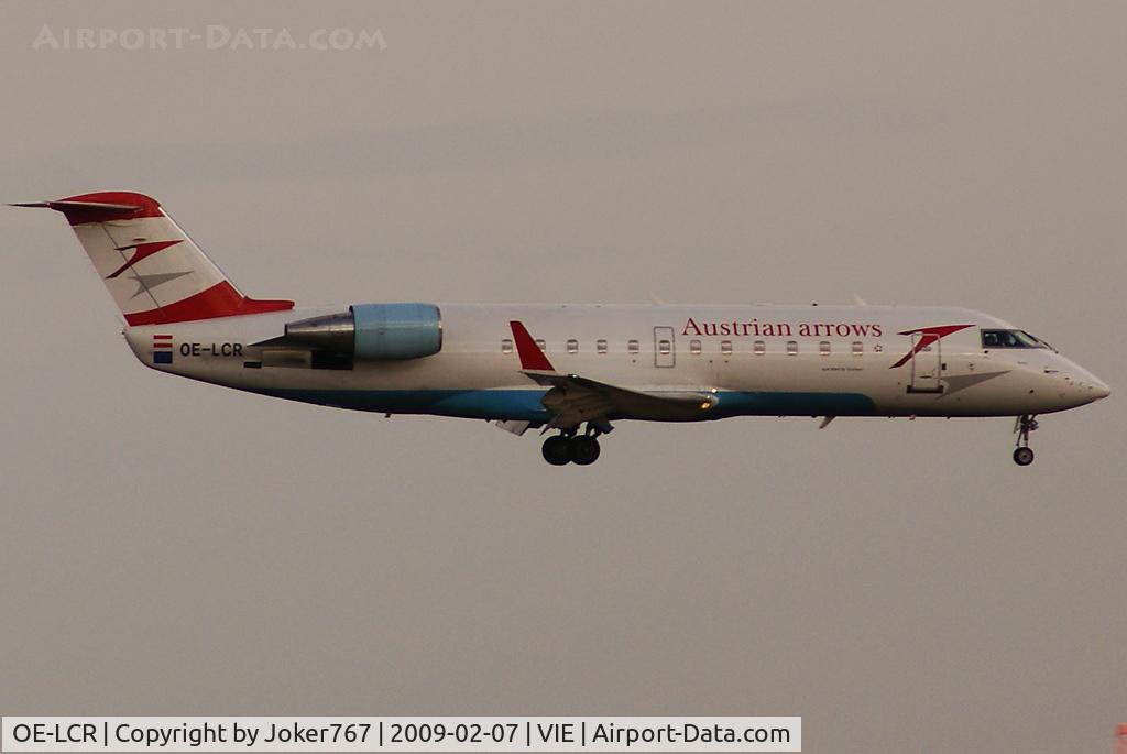 OE-LCR, 2003 Canadair CRJ-200LR (CL-600-2B19) C/N 7910, Austrian arrows Canadair Regional Jet CRJ200LR