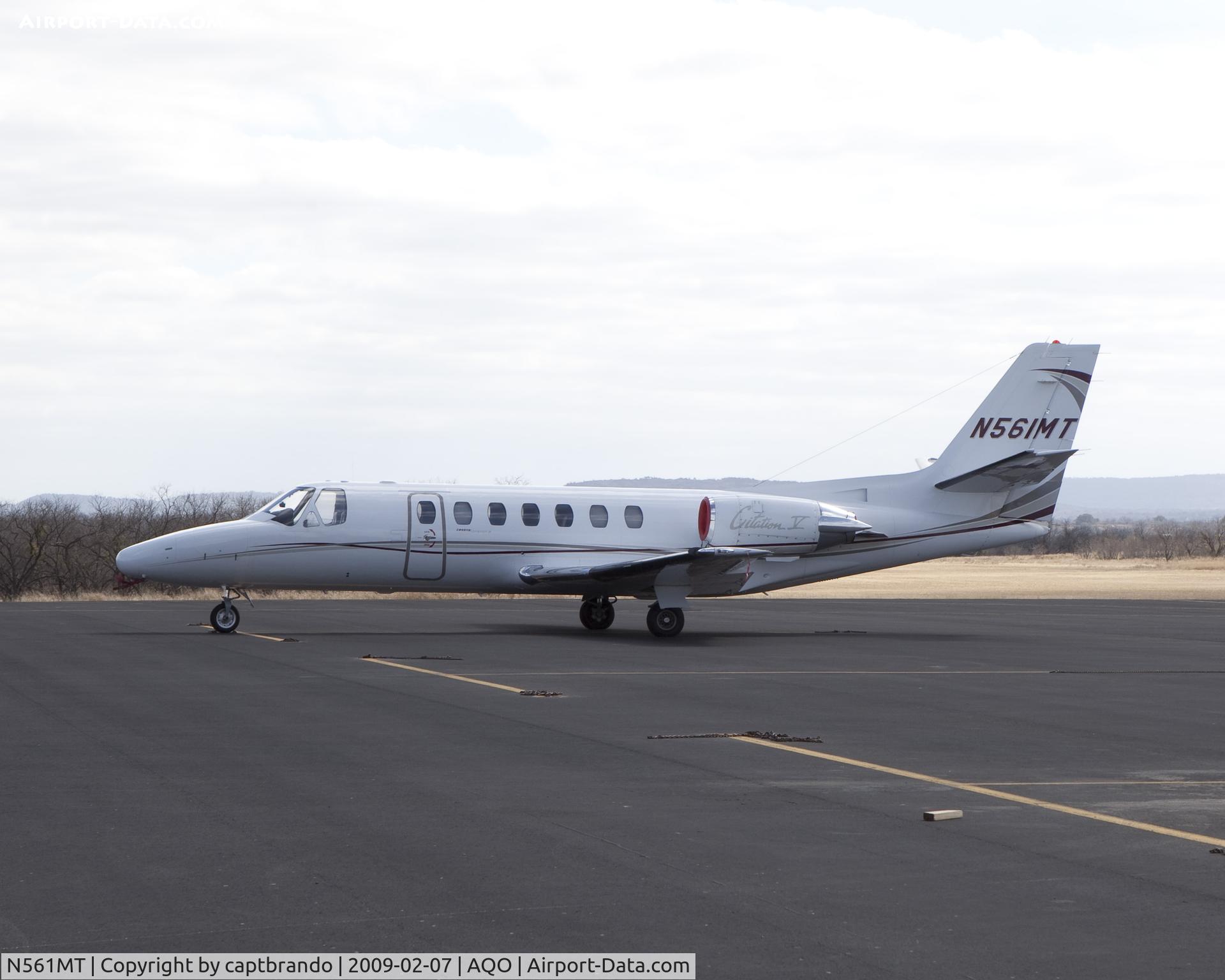 N561MT, 1991 Cessna 560 C/N 560-0122, at AQO