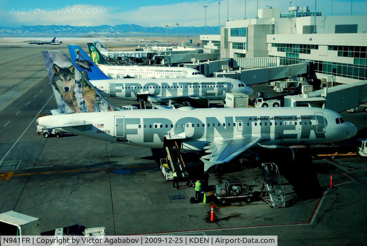 N941FR, 2005 Airbus A319-112 C/N 2483, At Denver