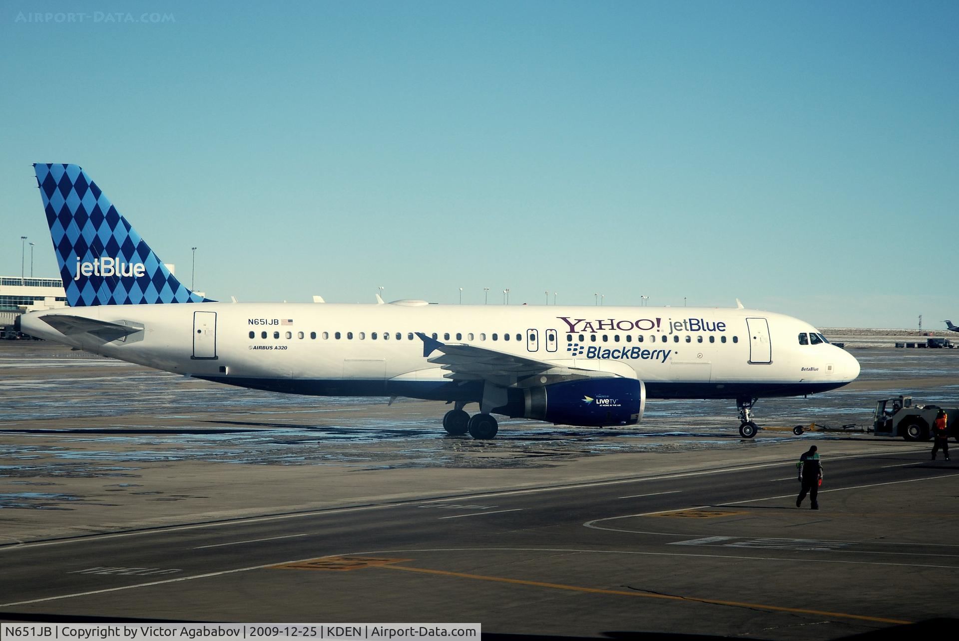 N651JB, 2007 Airbus A320-232 C/N 2992, At Denver
