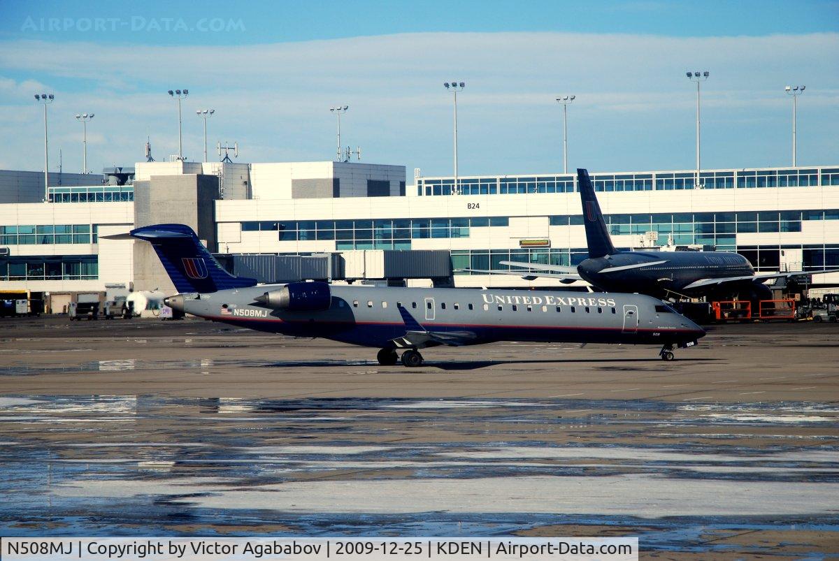 N508MJ, 2003 Bombardier CRJ-700 (CL-600-2C10) Regional Jet C/N 10087, At Denver