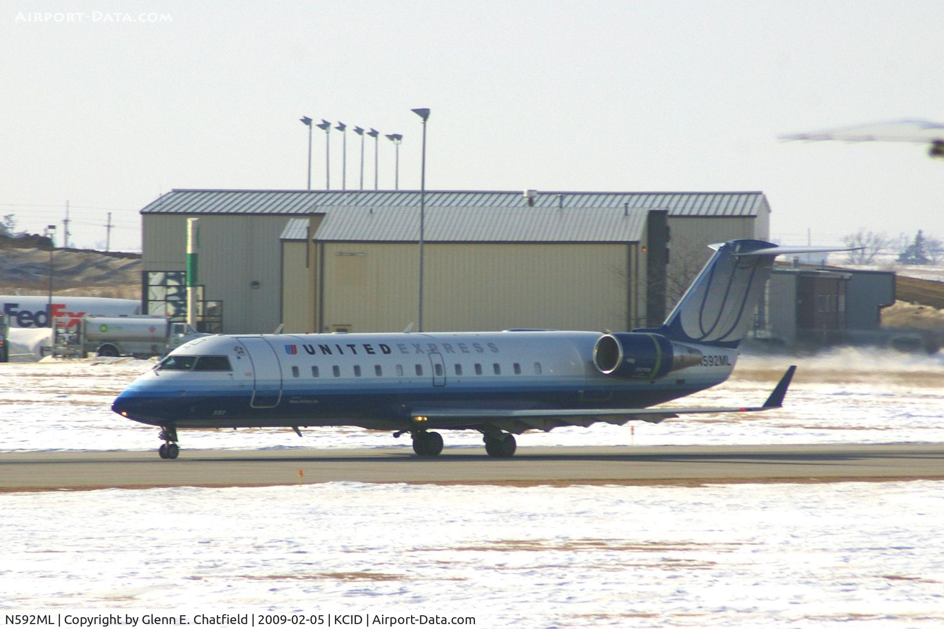 N592ML, 2000 Bombardier CRJ-200ER (CL-600-2B19) C/N 7410, Departing Runway 13
