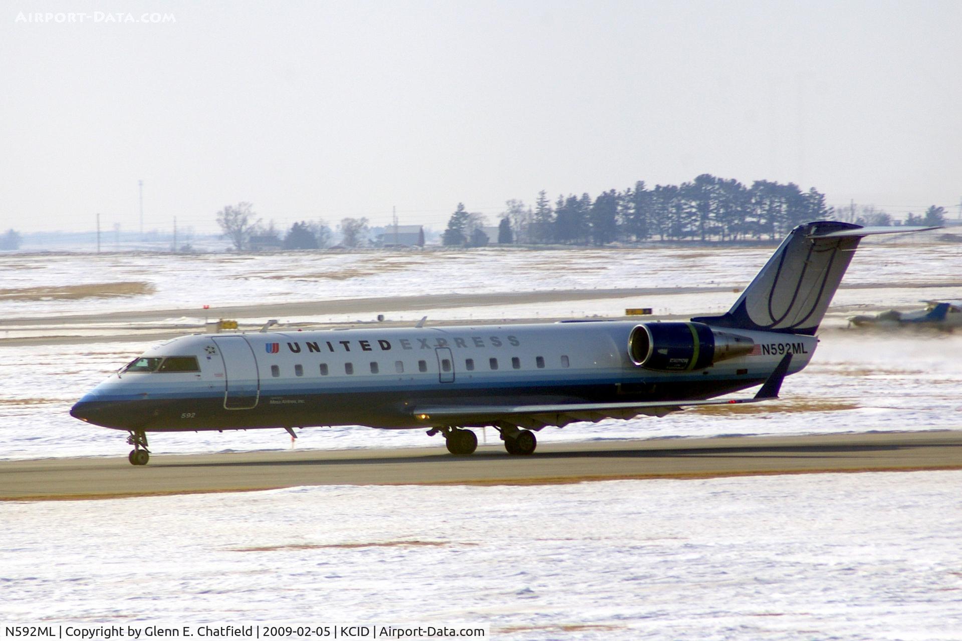 N592ML, 2000 Bombardier CRJ-200ER (CL-600-2B19) C/N 7410, Departing Runway 13