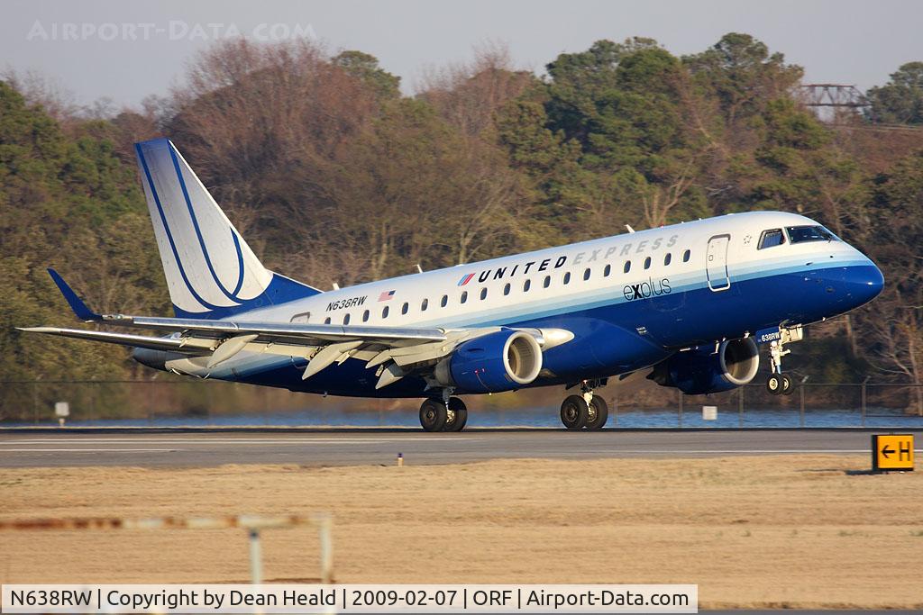 N638RW, 2004 Embraer 170SE (ERJ-170-100SE) C/N 17000053, United Express (Shuttle America) N638RW (FLT TCF7678) from Chicago O'Hare Int'l (KORD) landing on RWY 23.