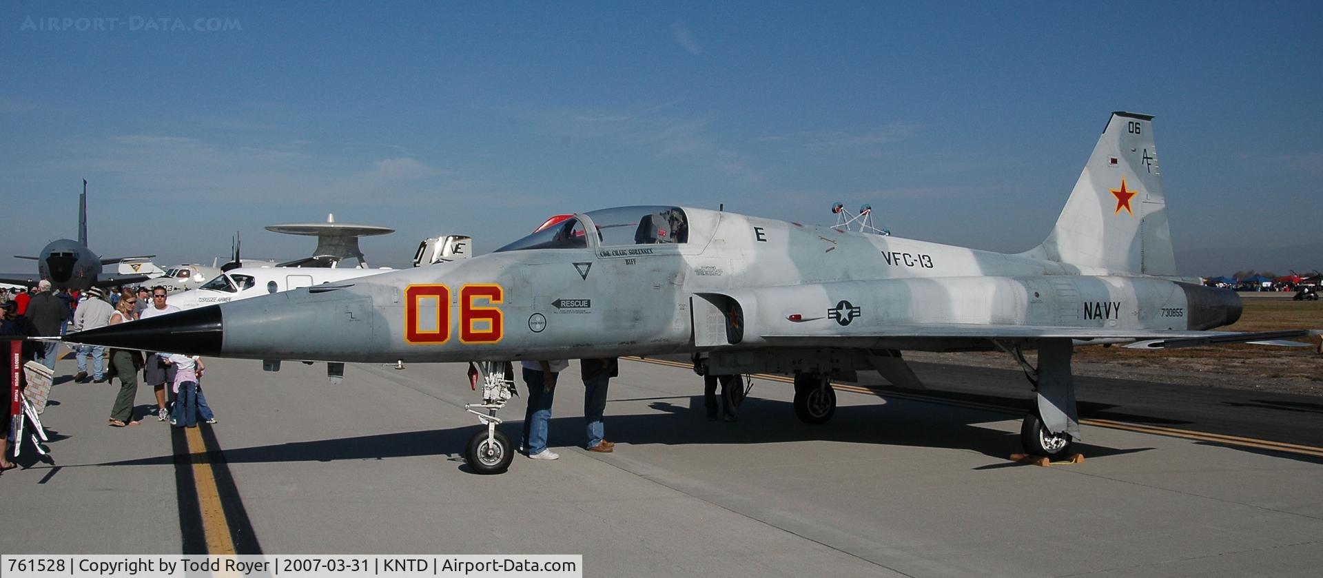 761528, Northrop F-5N Tiger II C/N L.1003, Point Mugu Airshow 2007
