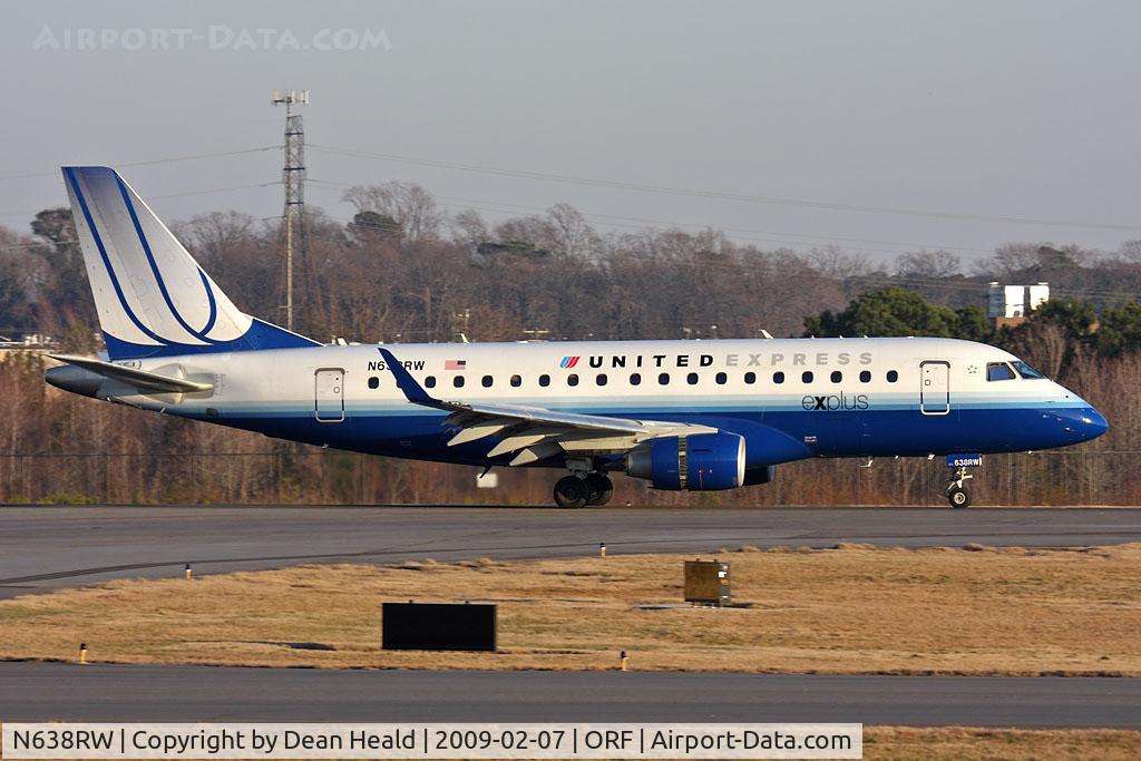 N638RW, 2004 Embraer 170SE (ERJ-170-100SE) C/N 17000053, United Express (Shuttle America) N638RW (FLT TCF7678) rolling out on RWY 23 after arrival from Chicago O'Hare Int'l (KORD).