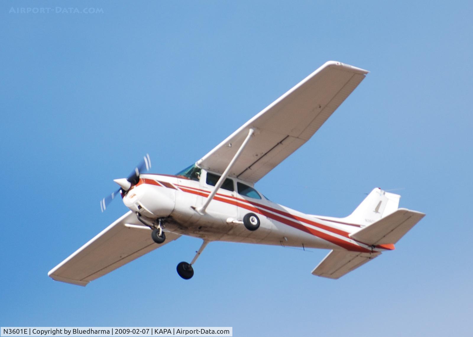 N3601E, 1978 Cessna 172N C/N 17271603, Touch and Go on 17R.