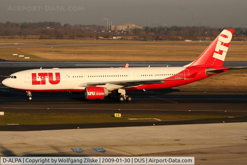 D-ALPA, 2001 Airbus A330-223 C/N 403, visitor