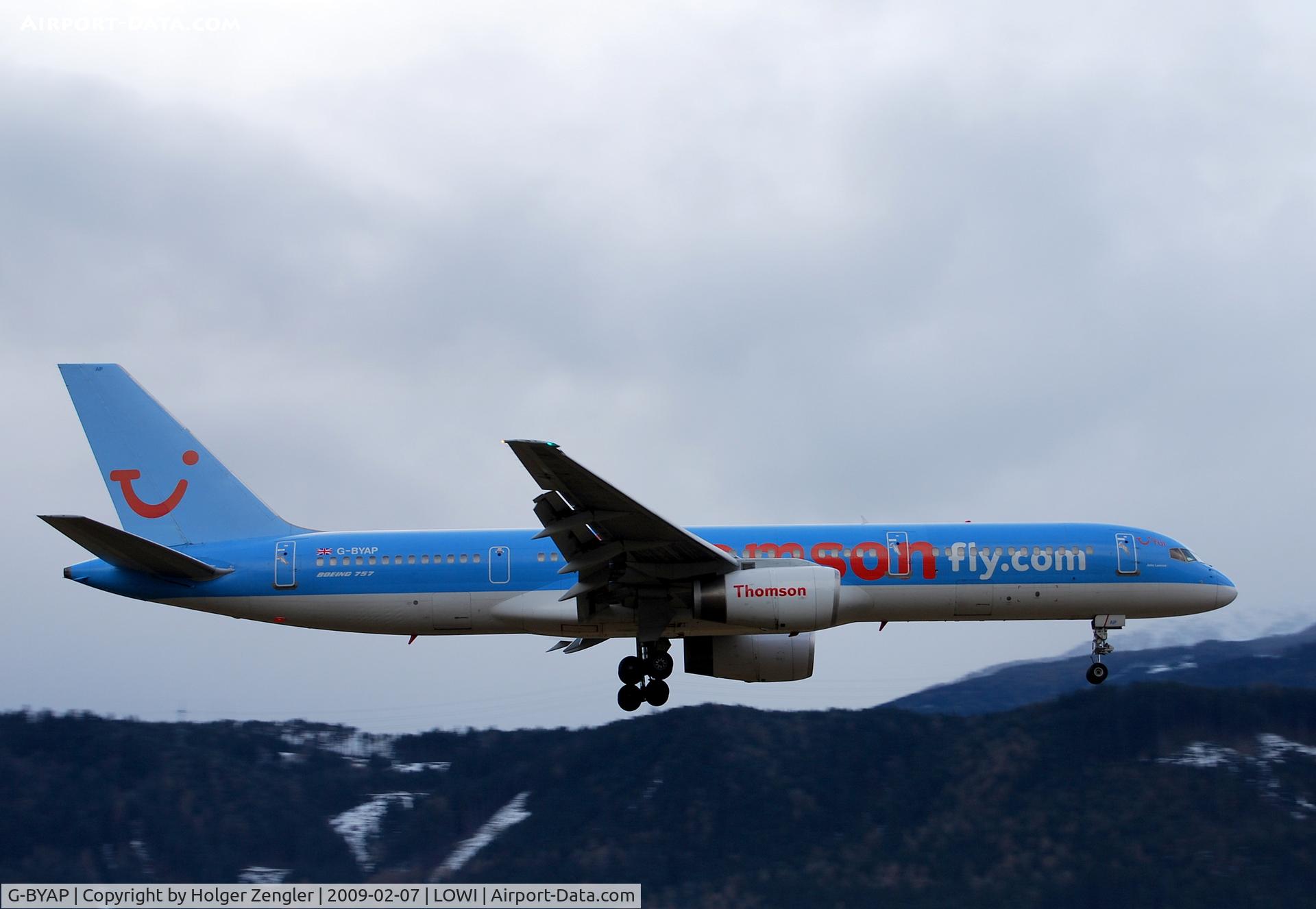 G-BYAP, 1994 Boeing 757-204 C/N 27236, 60 feet to touch-down