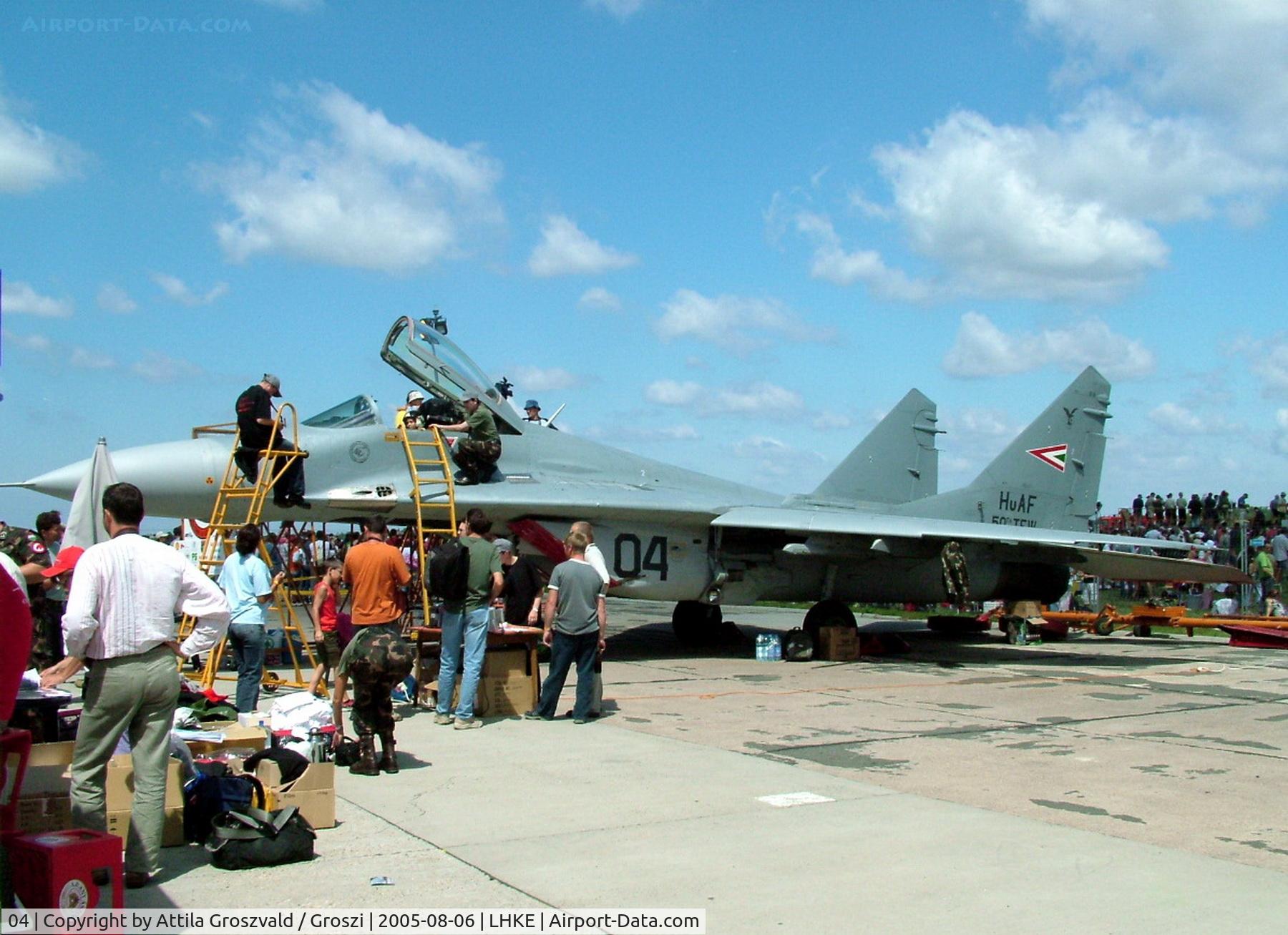 04, Mikoyan-Gurevich MiG-29B C/N 2960535127/4508, Kecskemét, Hungarian Air-Forces Base / LHKE / Hungary - Airshow '2005