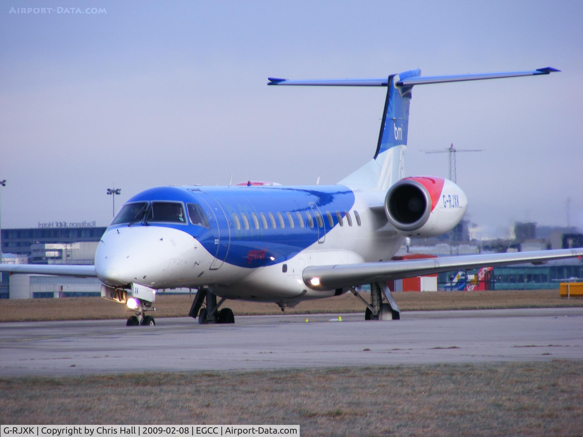 G-RJXK, 2001 Embraer ERJ-135ER (EMB-135ER) C/N 145494, BMI