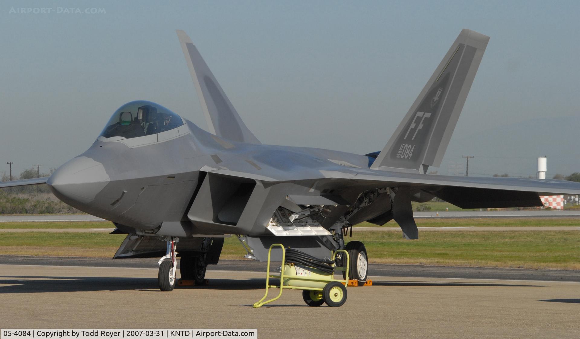 05-4084, Lockheed Martin F-22A Raptor C/N 4084, Point Mugu Airshow 2007
