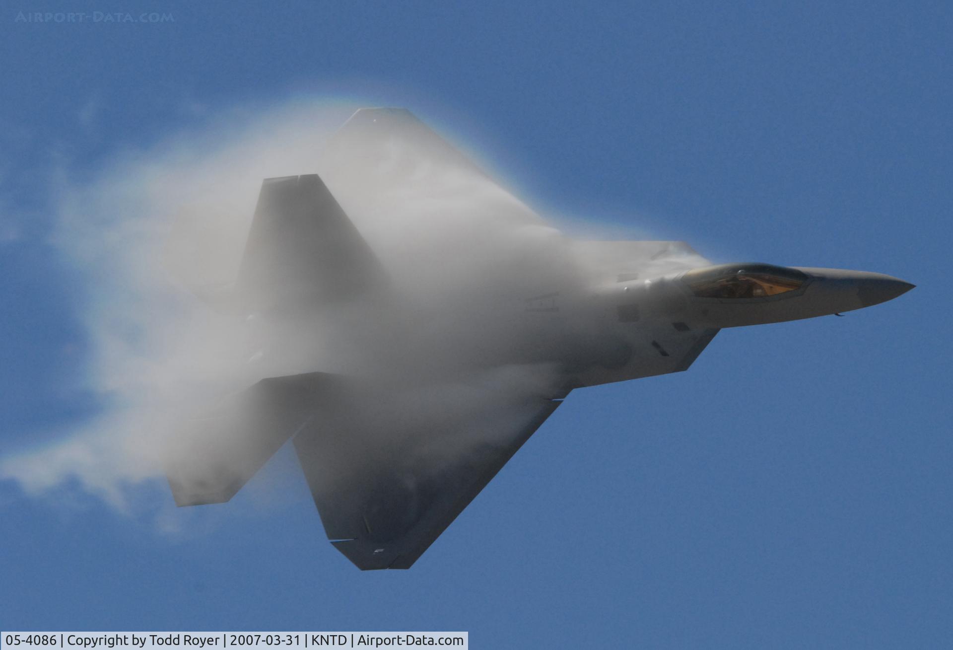 05-4086, Lockheed Martin F-22A Raptor C/N 4086, Point Mugu Airshow 2007