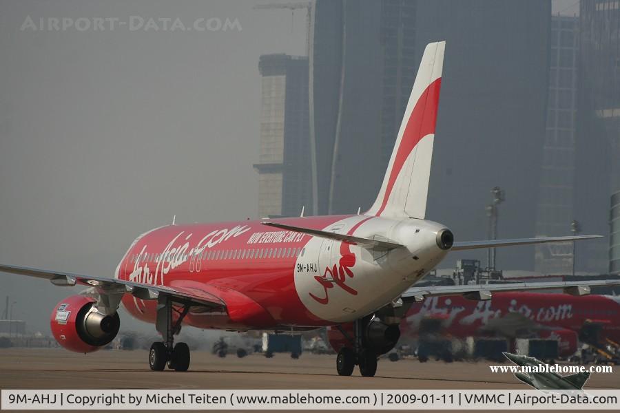 9M-AHJ, 2008 Airbus A320-216 C/N 3477, AirAsia