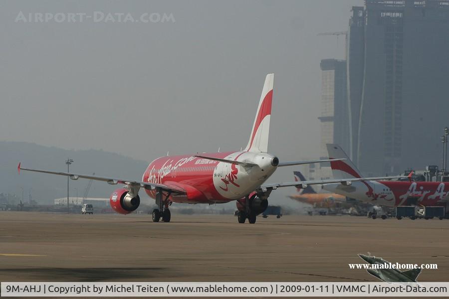 9M-AHJ, 2008 Airbus A320-216 C/N 3477, AirAsia