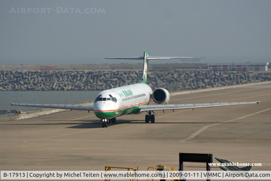 B-17913, 1996 McDonnell Douglas MD-90-30 C/N 53537, EVA Air
