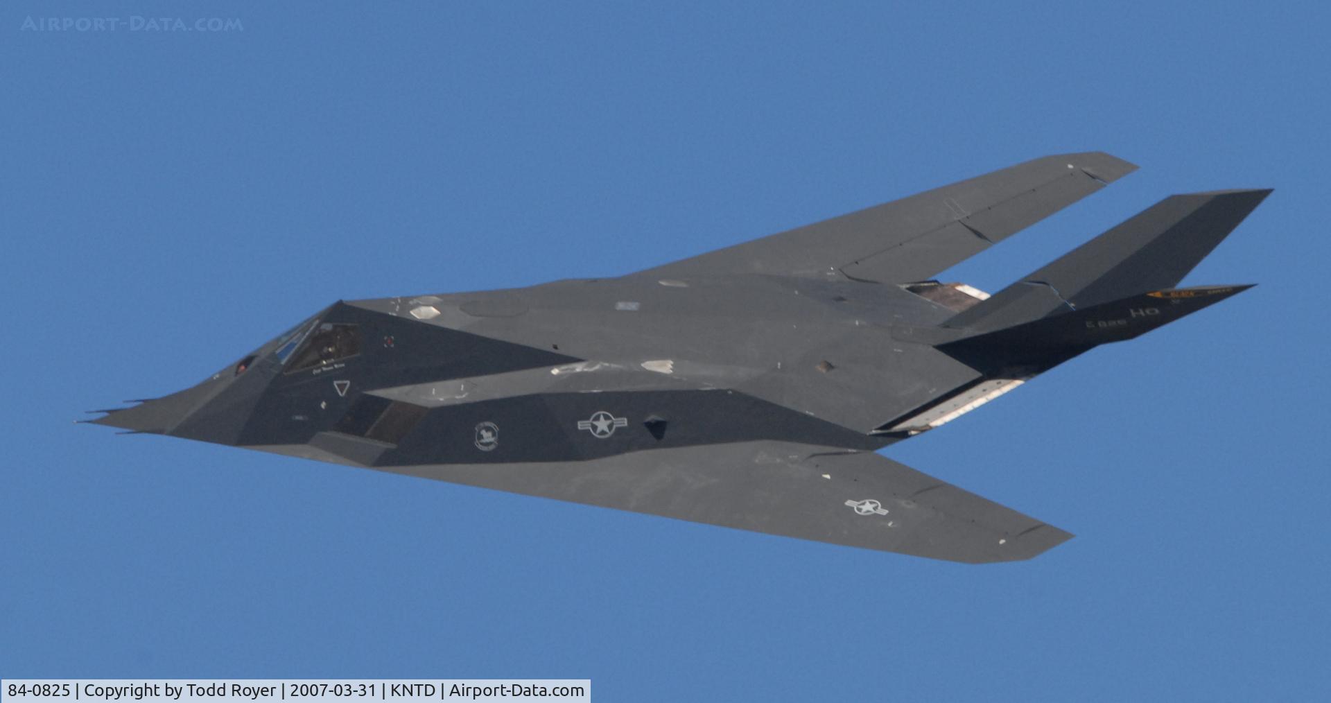 84-0825, 1984 Lockheed F-117A Nighthawk C/N A.4039, Point Mugu Airshow 2007
