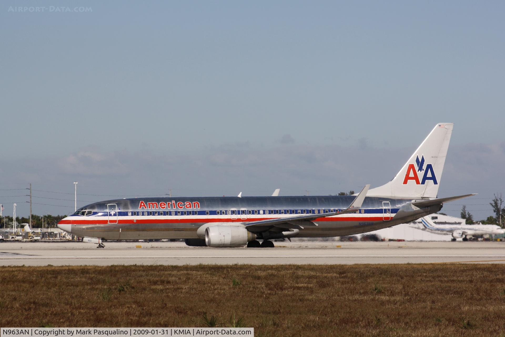 N963AN, 2001 Boeing 737-823 C/N 29543, Boeing 737-800