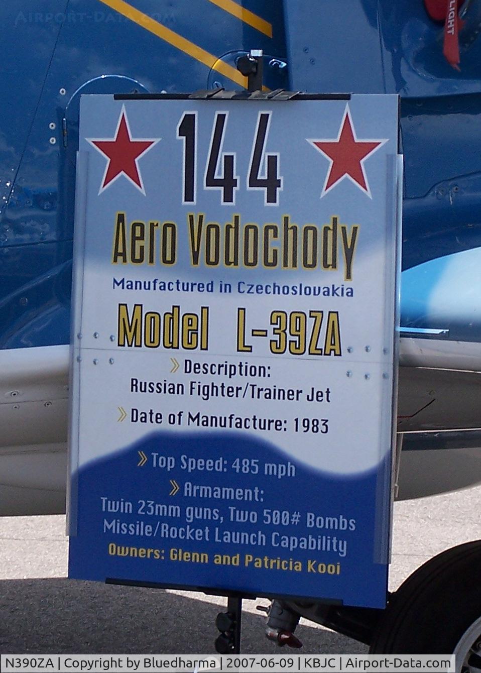 N390ZA, 1983 Aero L-39ZA Albatros C/N 332644, Display.