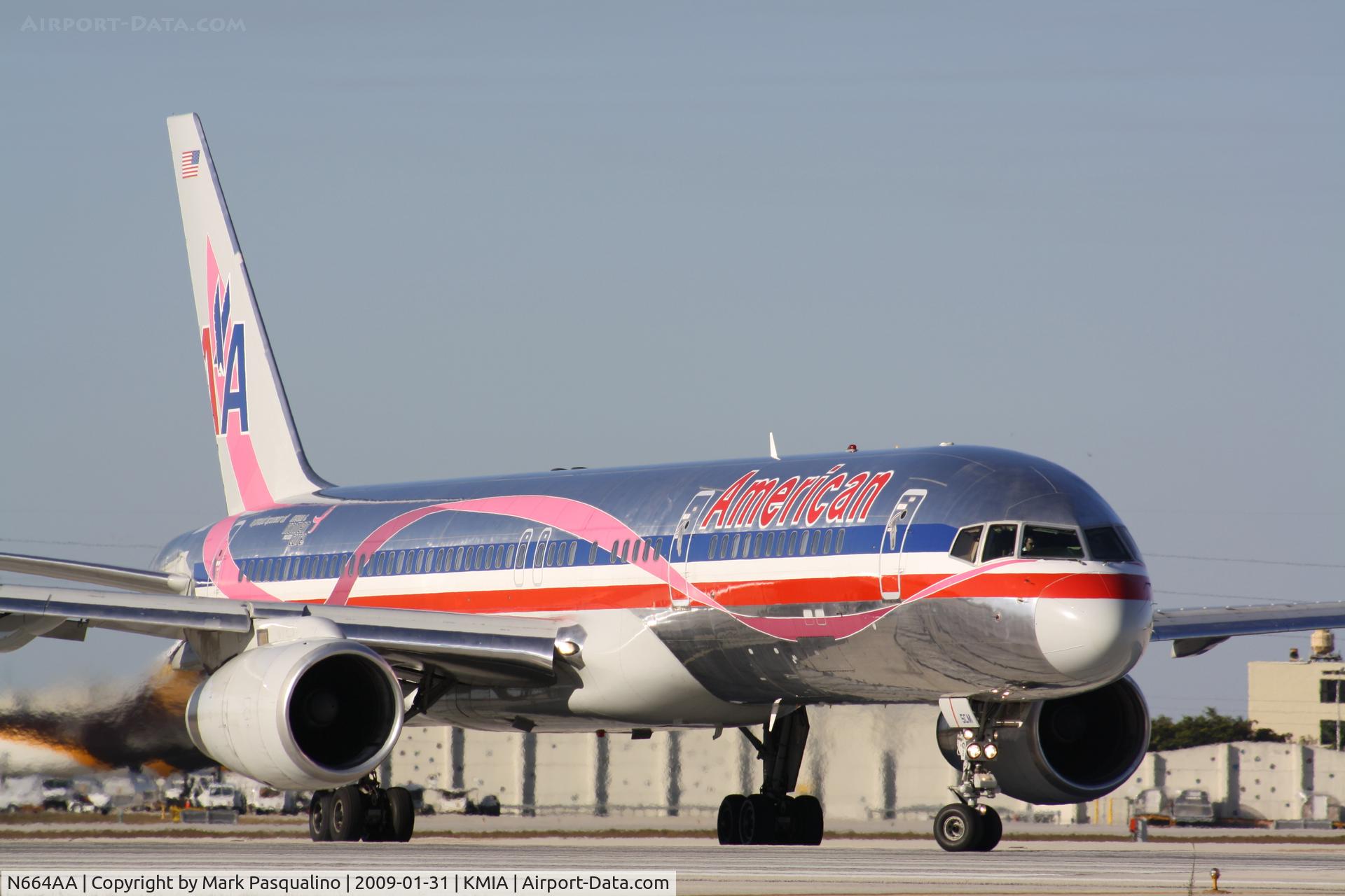 N664AA, 1992 Boeing 757-223 C/N 25298, Boeing 757-200