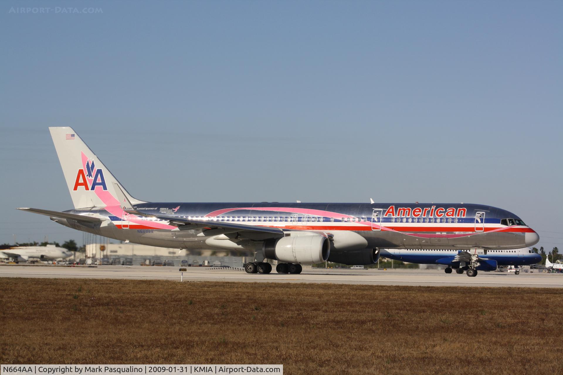 N664AA, 1992 Boeing 757-223 C/N 25298, Boeing 757-200